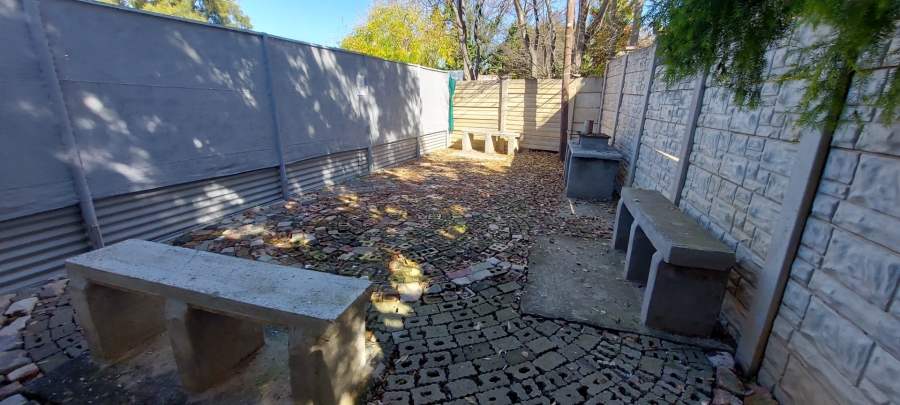 8 Bedroom Property for Sale in Brandwag Free State